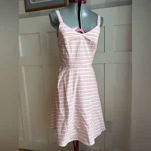 Striped Pink & White Mini Dress with Sweetheart Neckline Large